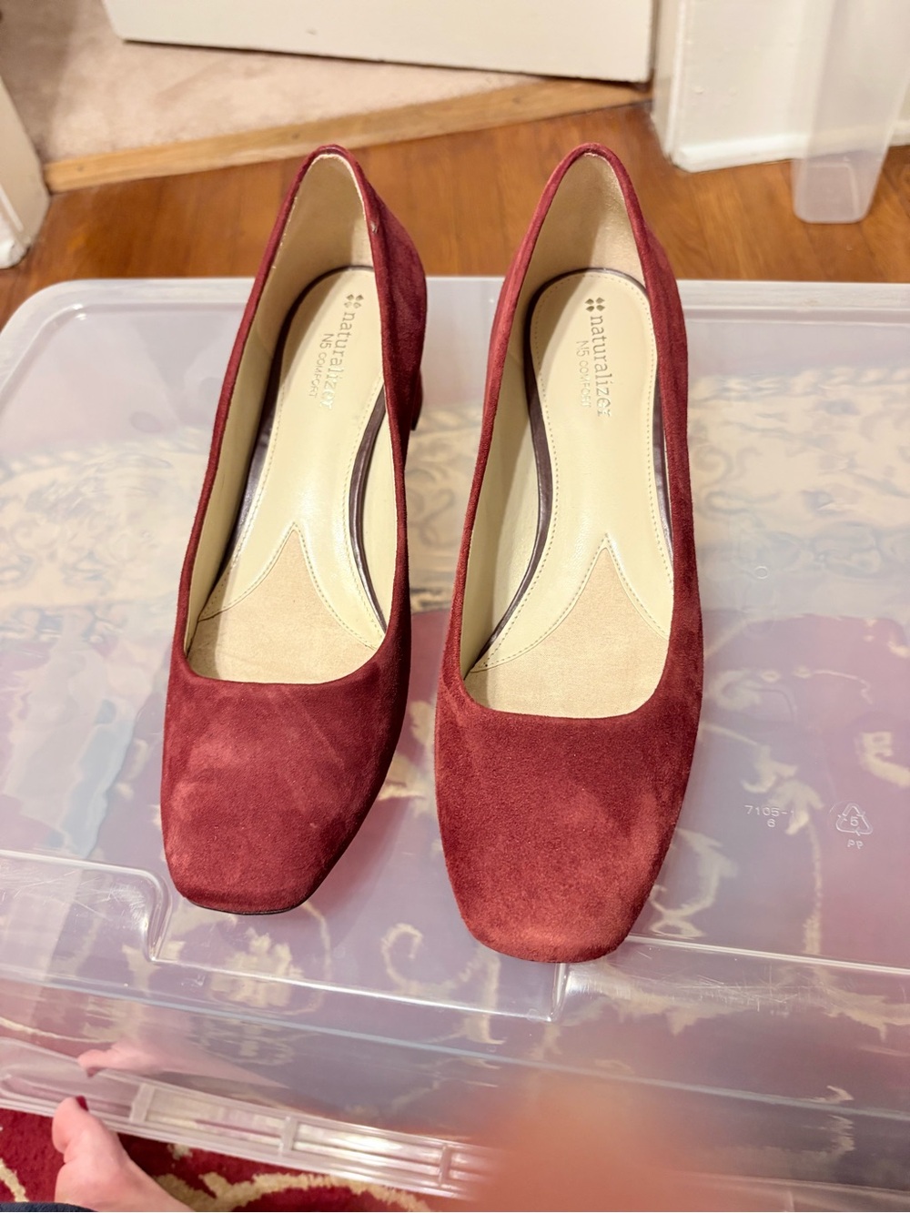 NWOT Naturalizer N5 Comfort Wanda Classic Burgundy Suede Low Heel Pump - Picture 8 of 8